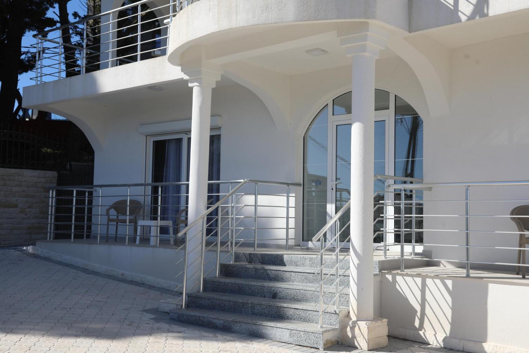Villa Palace Ulcinj Eksteriør bilde